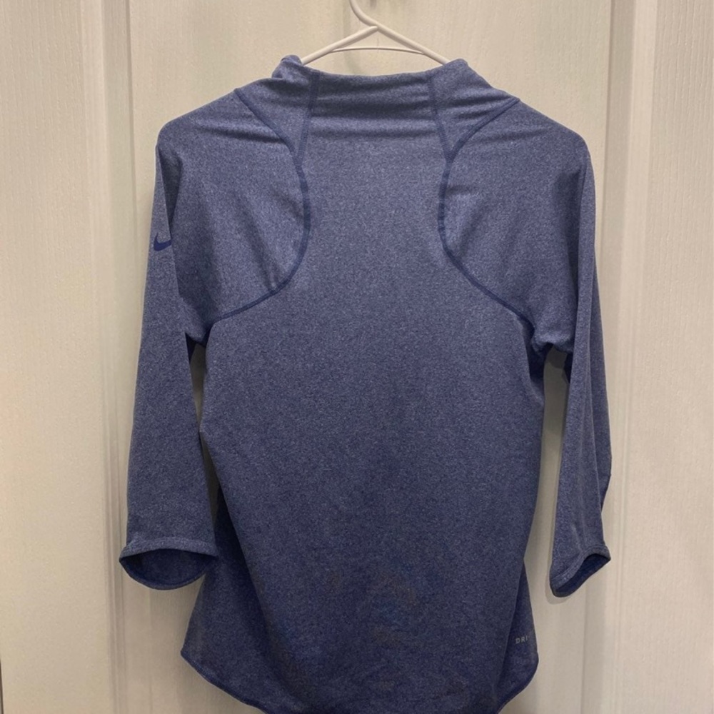 Nike Women’s 1/4 Zip Pullover - Picture 2 of 3
